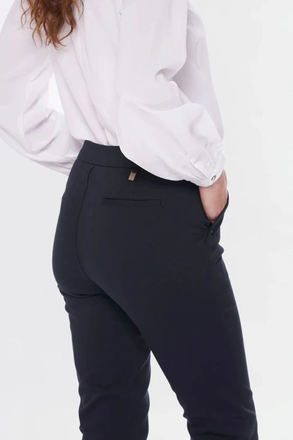 Pantalón clásico con spandex Legacy Negro